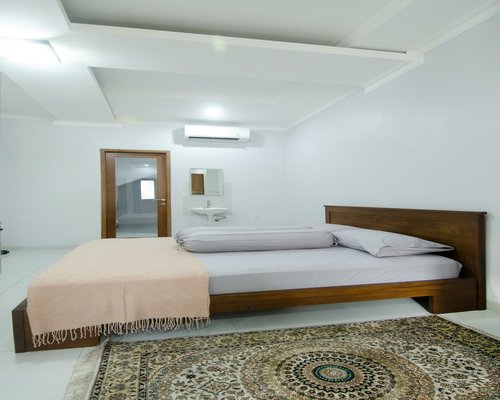 Suasana kamar tidur tenang